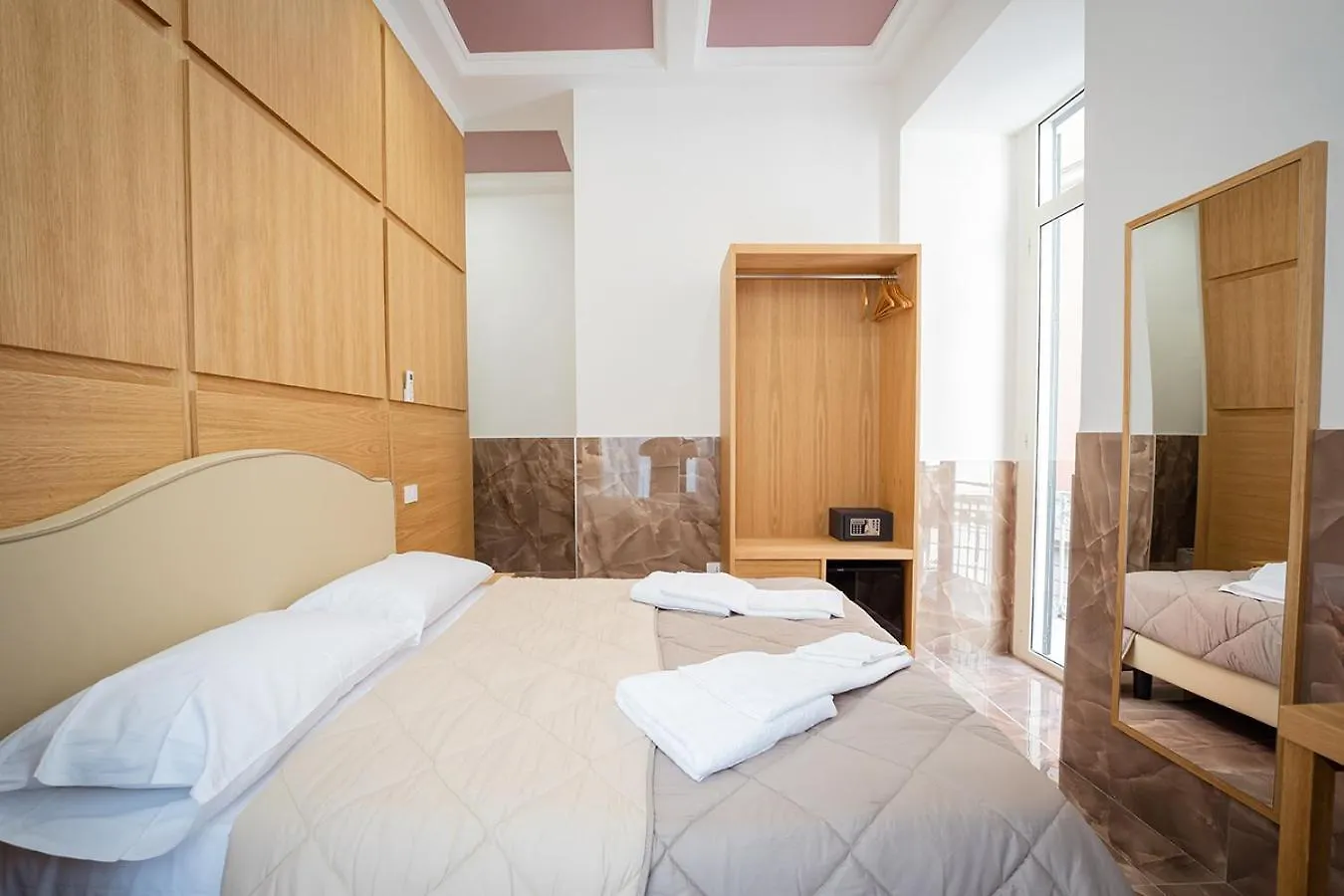 P.C. Boutique H. De Gasperi, Napoli Centro, By Clapa Group Hotel 0*, Naples