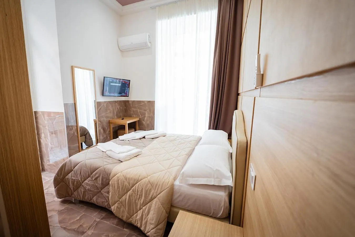 P.C. Boutique H. De Gasperi, Napoli Centro, By Clapa Group Hotel Guest house