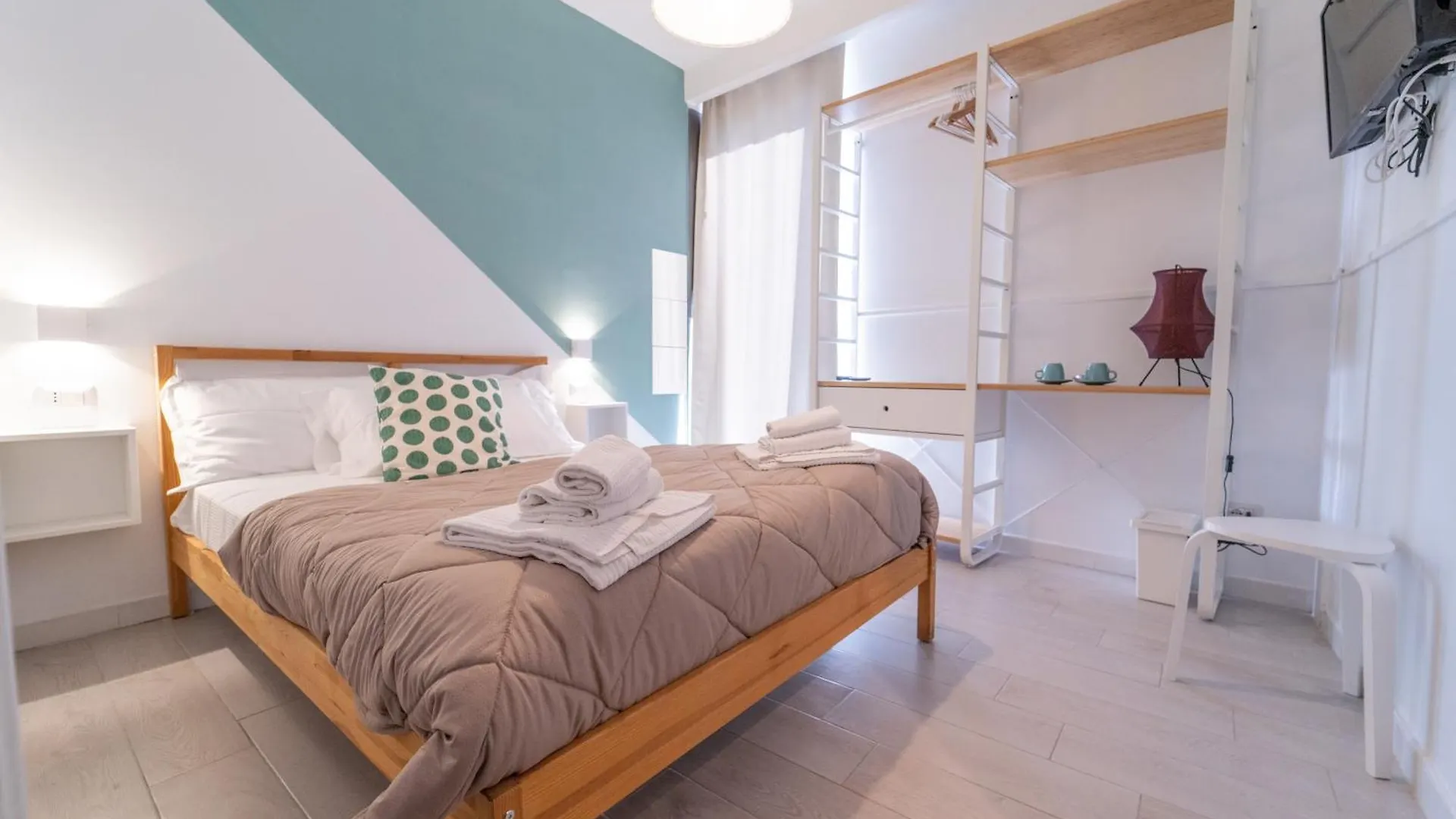 P.C. Boutique H. De Gasperi, Napoli Centro, By Clapa Group Hotell Neapel